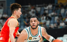 20分大勝，聯(lián)盟第一遭翻盤！雙外援狂砍65分，孫銘徽狀態(tài)不佳。