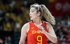 女籃新動(dòng)態(tài)！李夢(mèng)現(xiàn)身國(guó)家隊(duì)海報(bào)，引熱議！